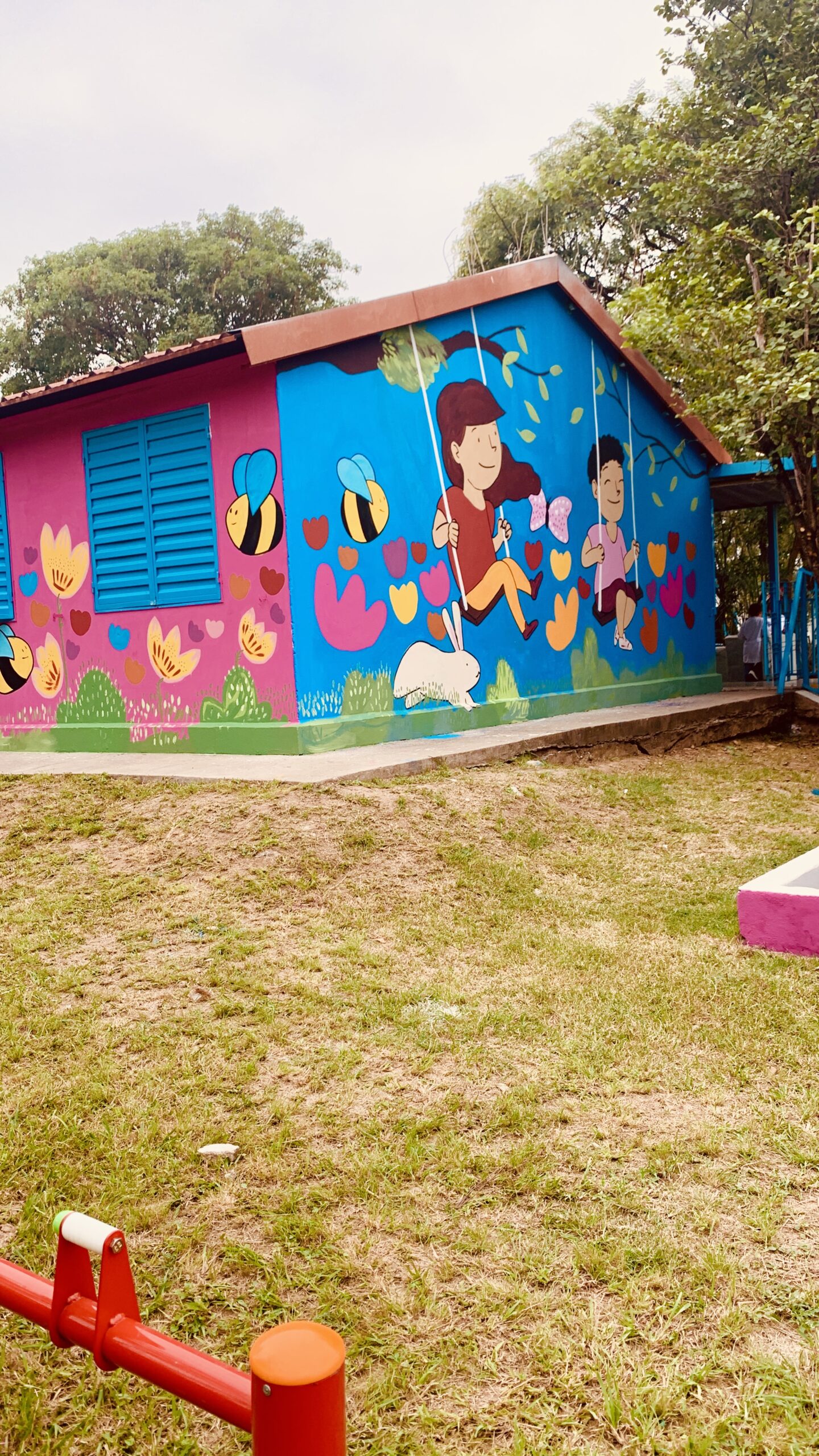 mural en escuela municipal.